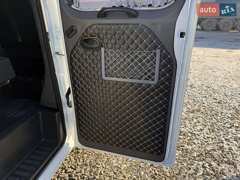 Автовоз Renault Master 2017 в Луцьку