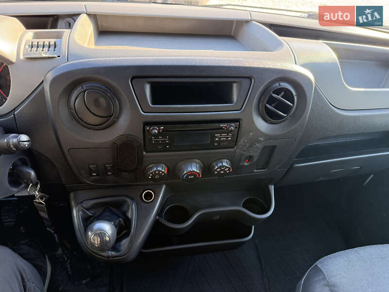 Автовоз Renault Master 2017 в Луцьку