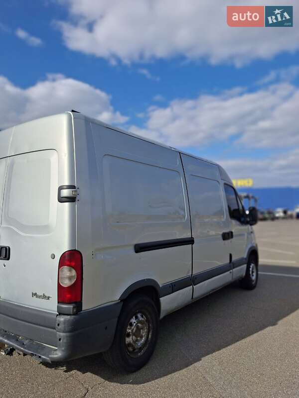 Грузовой фургон Renault Master 2007 в Киеве