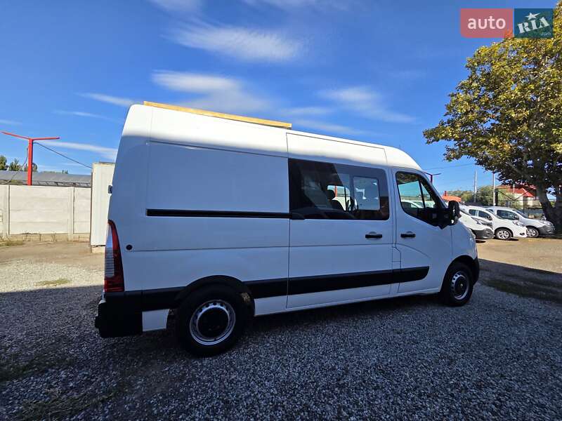 Вантажний фургон Renault Master 2017 в Одесі