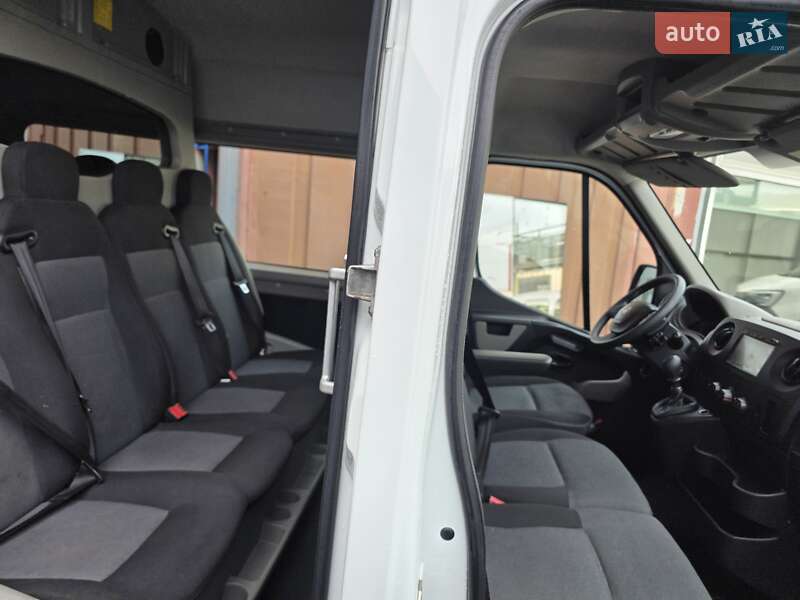 Вантажний фургон Renault Master 2017 в Одесі