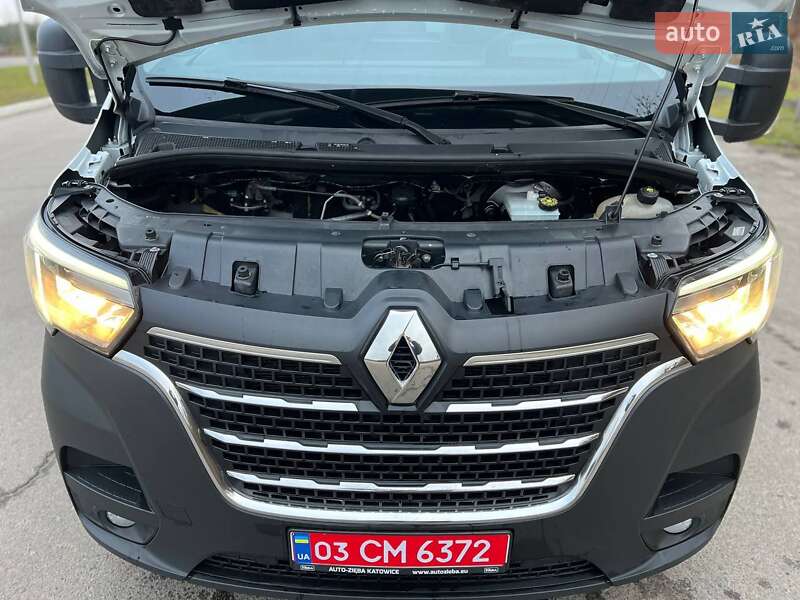 Тентованый Renault Master 2021 в Киеве