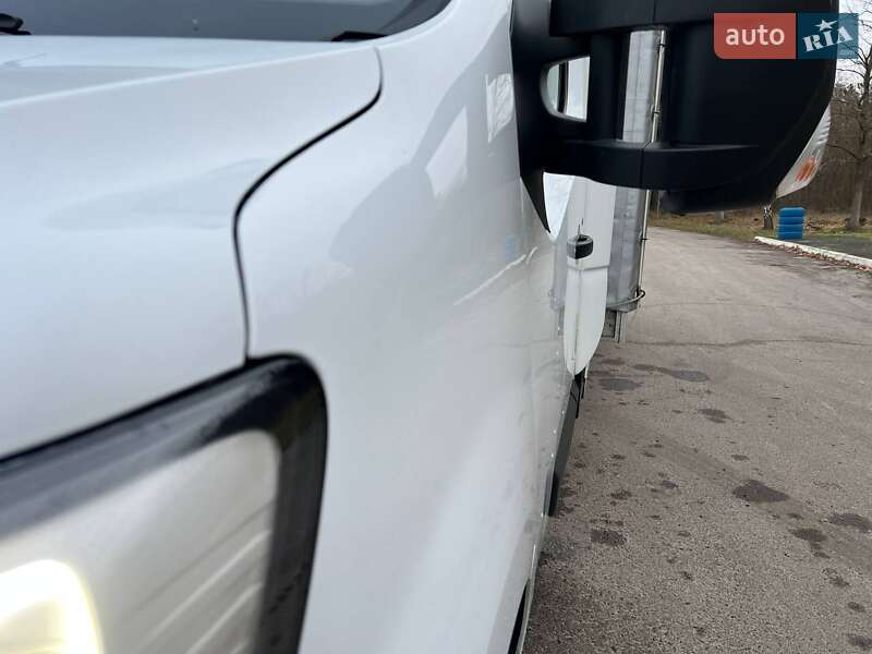 Тентованый Renault Master 2021 в Киеве