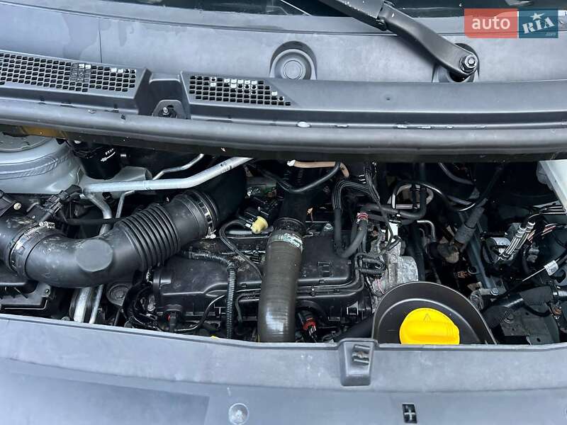 Тентованый Renault Master 2021 в Киеве