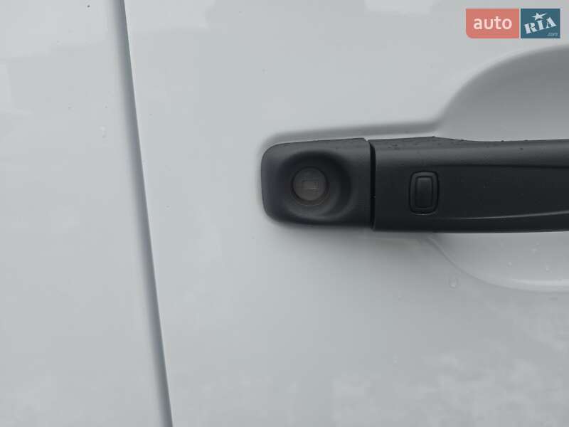 Вантажний фургон Renault Master 2021 в Одесі