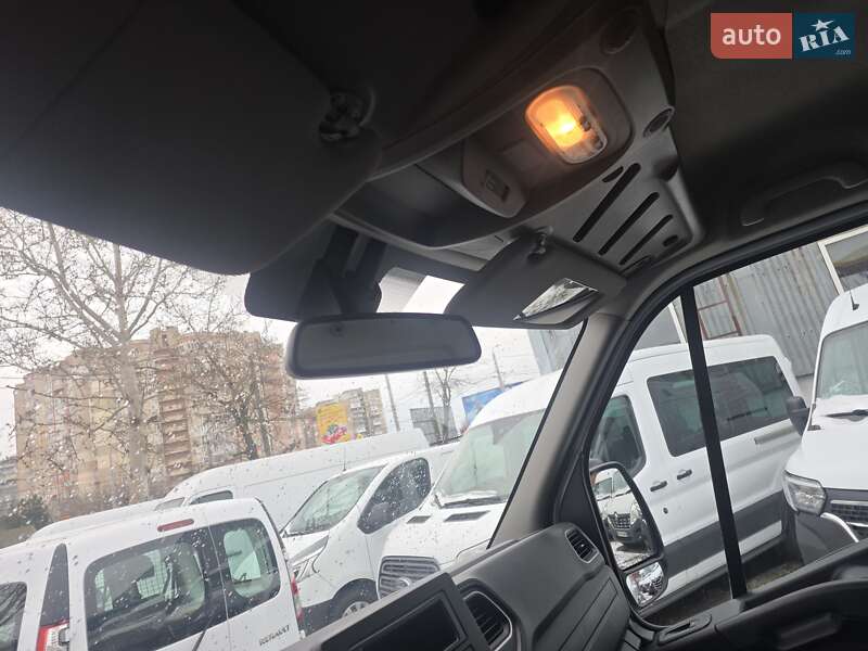Вантажний фургон Renault Master 2021 в Одесі