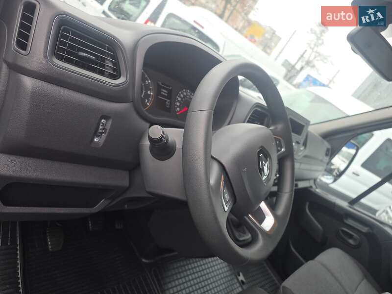 Вантажний фургон Renault Master 2021 в Одесі
