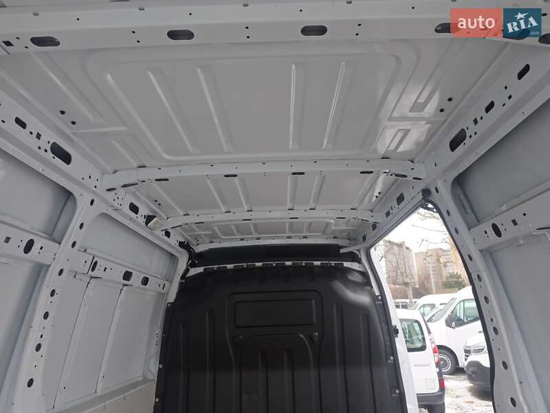 Вантажний фургон Renault Master 2021 в Одесі
