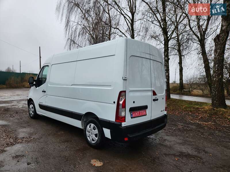Вантажний фургон Renault Master 2017 в Дубні