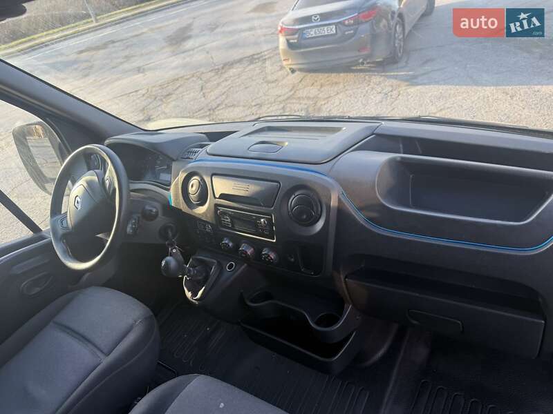 Тентованый Renault Master 2018 в Львове