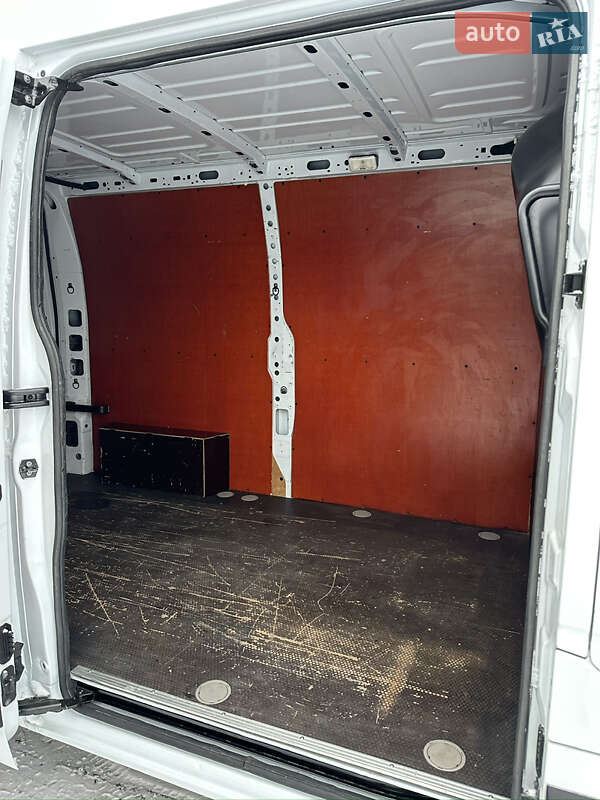 Вантажний фургон Renault Master 2022 в Львові фото 13 Вантажний фургон Renault Master 2022 в Львові