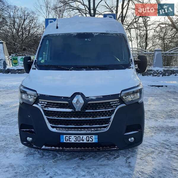 Вантажний фургон Renault Master 2022 в Полтаві