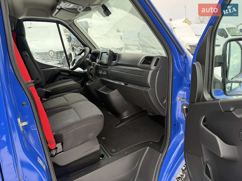 Грузовой фургон Renault Master 2022 в Дубно
