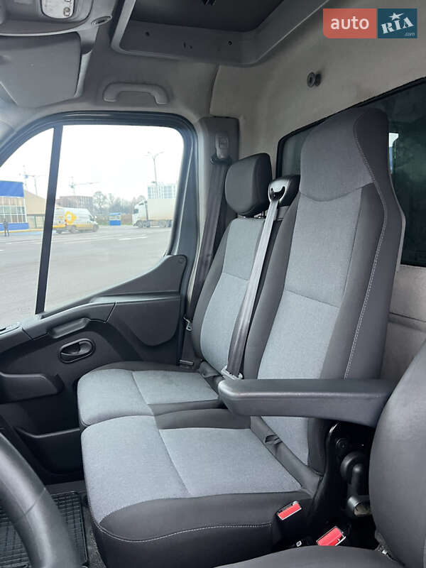 Тентованый Renault Master 2021 в Луцке