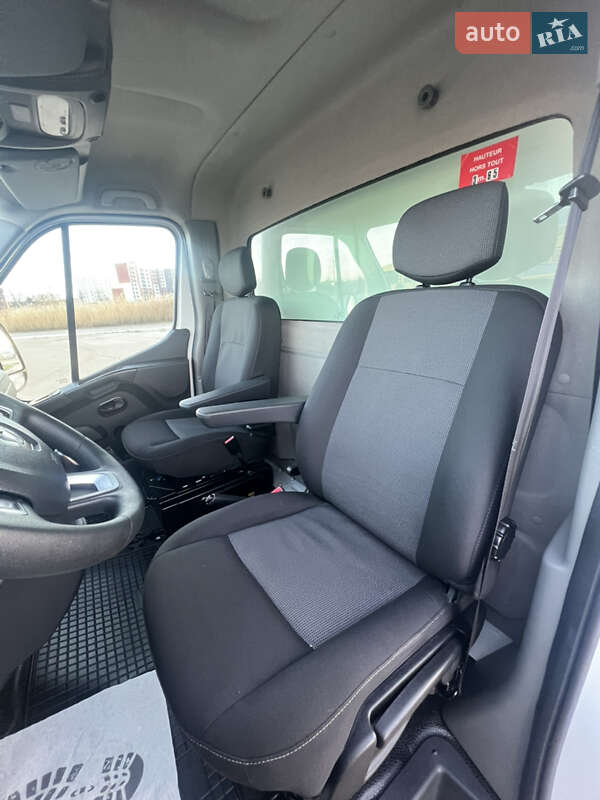 Грузовой фургон Renault Master 2019 в Луцке