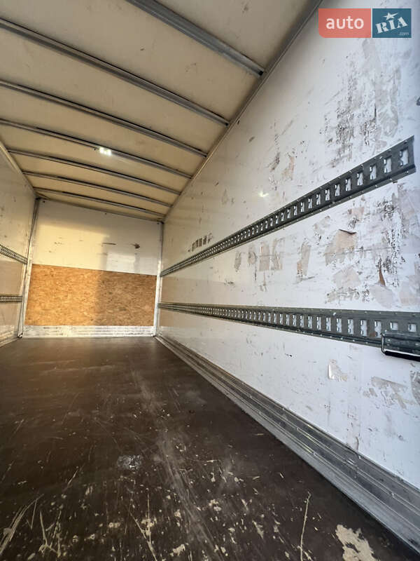 Грузовой фургон Renault Master 2019 в Луцке