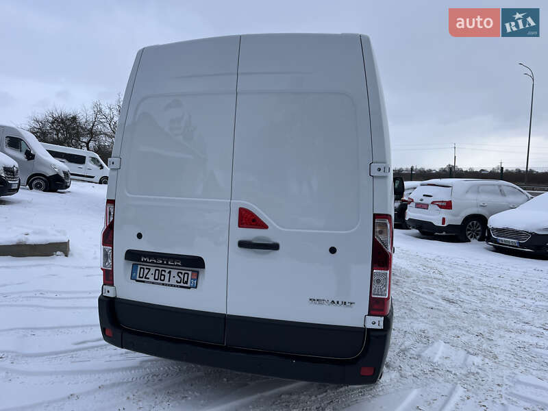 Грузовой фургон Renault Master 2016 в Дубно
