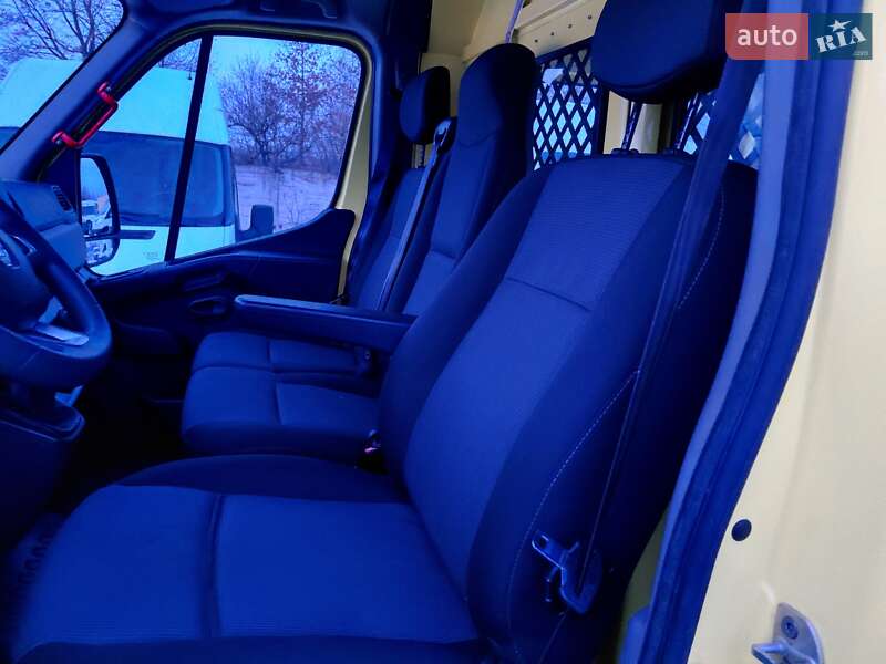 Грузовой фургон Renault Master 2021 в Ивано-Франковске