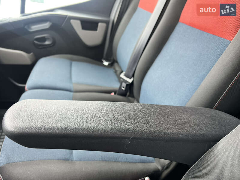 Вантажний фургон Renault Master 2017 в Бердичеві фото 23 Вантажний фургон Renault Master 2017 в Бердичеві