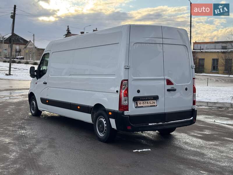 Грузовой фургон Renault Master 2017 в Дубно