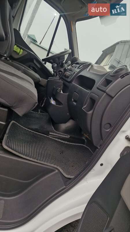 Тентованый Renault Master 2016 в Ковеле