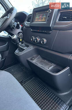 Вантажний фургон Renault Master 2021 в Львові