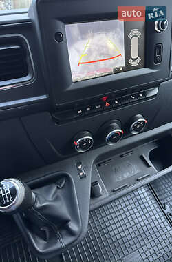 Вантажний фургон Renault Master 2021 в Львові