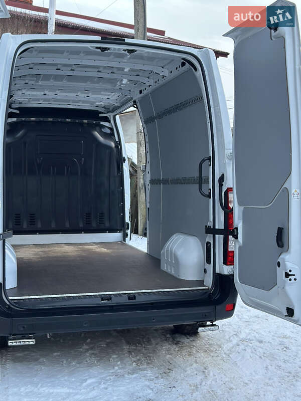 Грузовой фургон Renault Master 2021 в Львове