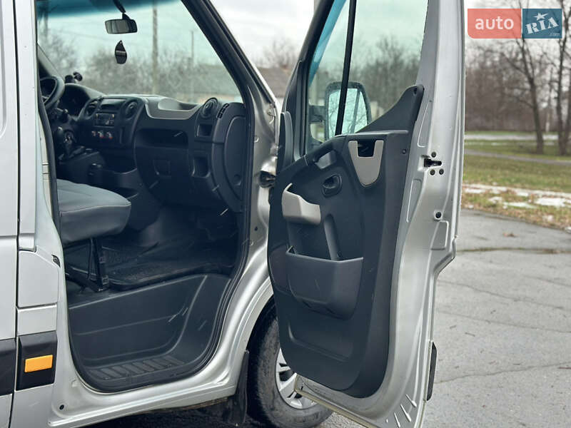 Грузовой фургон Renault Master 2017 в Первомайске