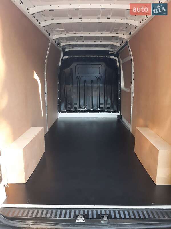 Грузовой фургон Renault Master 2018 в Полтаве