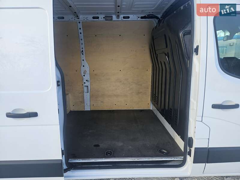 Грузовой фургон Renault Master 2022 в Бердичеве