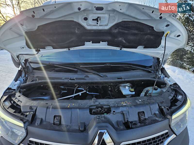 Грузовой фургон Renault Master 2022 в Бердичеве