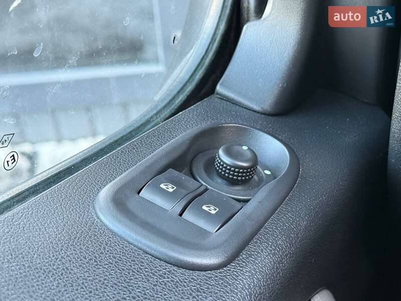 Грузовой фургон Renault Master 2018 в Киеве фото 18 Грузовой фургон Renault Master 2018 в Киеве