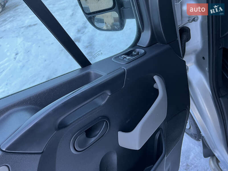 Грузовой фургон Renault Master 2018 в Радивилове фото 19 Грузовой фургон Renault Master 2018 в Радивилове