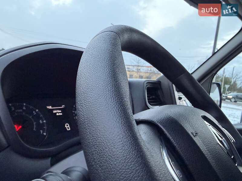 Вантажний фургон Renault Master 2021 в Дубні фото 47 Вантажний фургон Renault Master 2021 в Дубні