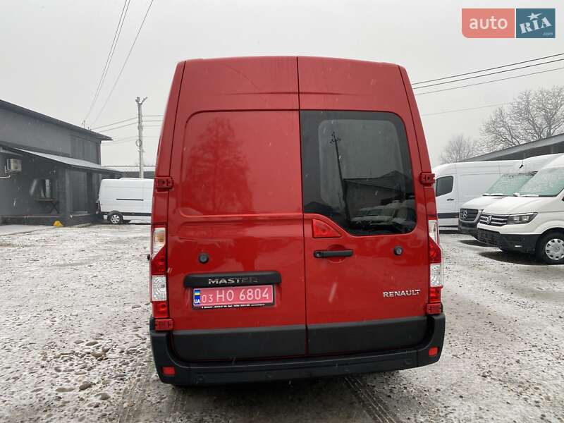 Грузовой фургон Renault Master 2024 в Хусте