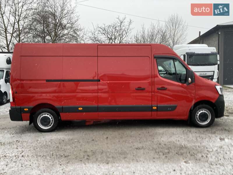 Грузовой фургон Renault Master 2024 в Хусте