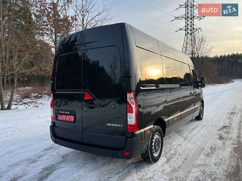Грузовой фургон Renault Master 2022 в Киеве