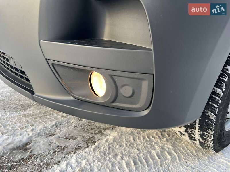 Грузовой фургон Renault Master 2022 в Киеве
