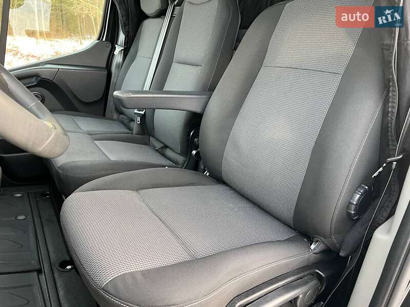 Грузовой фургон Renault Master 2022 в Киеве