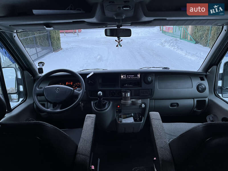 Грузовой фургон Renault Master 2008 в Дубно