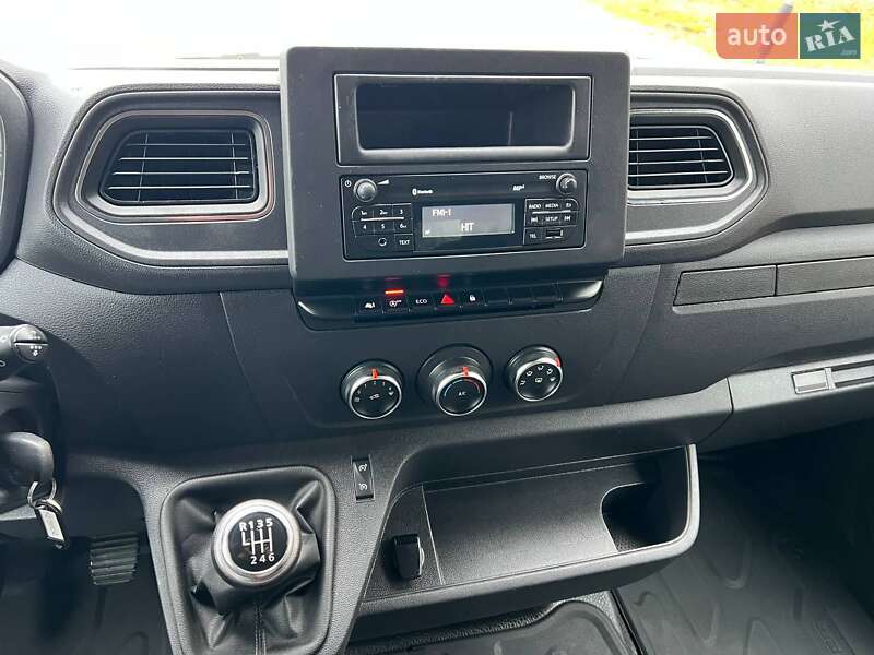 Тентованый Renault Master 2021 в Киеве