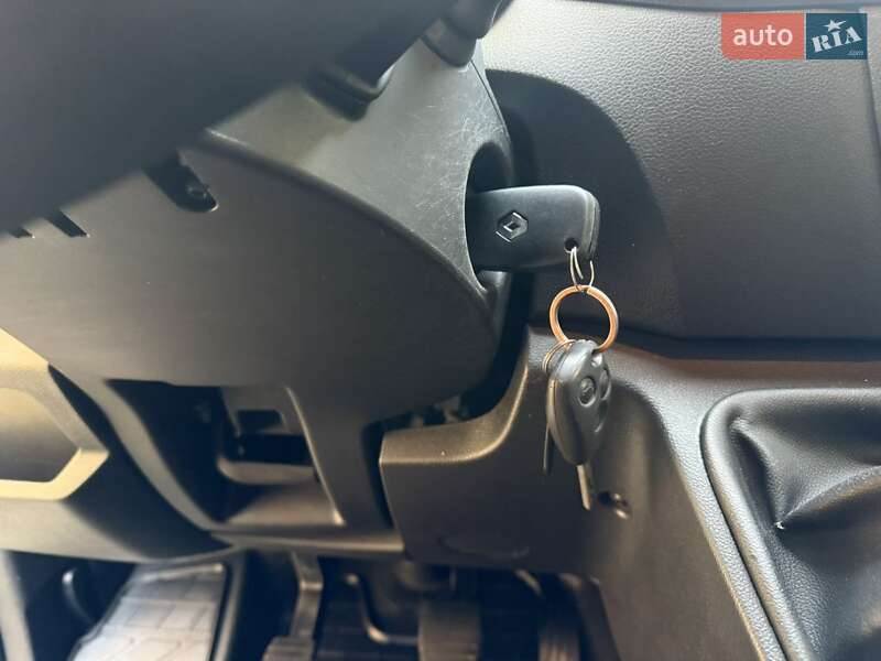 Мікроавтобус вантажний (до 3,5т) Renault Master 2022 в Києві фото 34 Мікроавтобус вантажний (до 3,5т) Renault Master 2022 в Києві