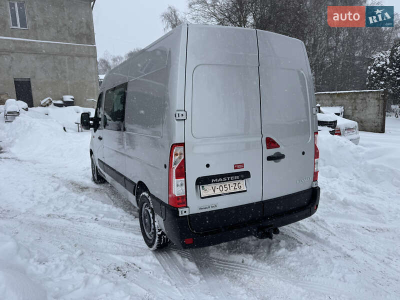 Грузопассажирский фургон Renault Master 2019 в Дубно