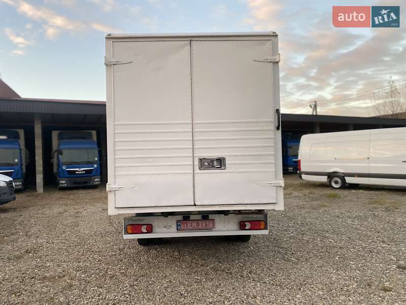 Грузовой фургон Renault Master 2018 в Хусте