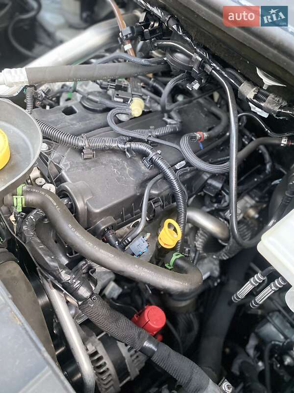 Грузовой фургон Renault Master 2018 в Хусте