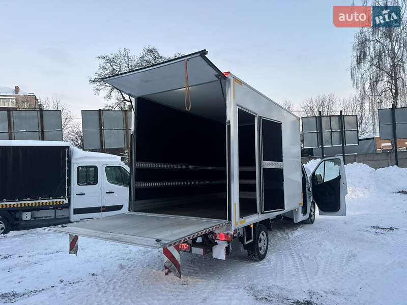 Грузовой фургон Renault Master 2022 в Ровно