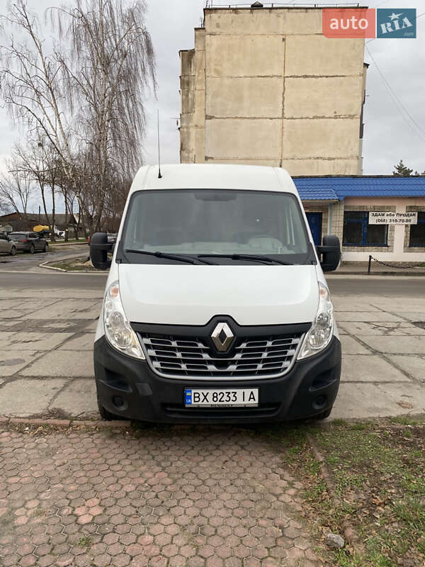Грузовой фургон Renault Master 2016 в Славуте
