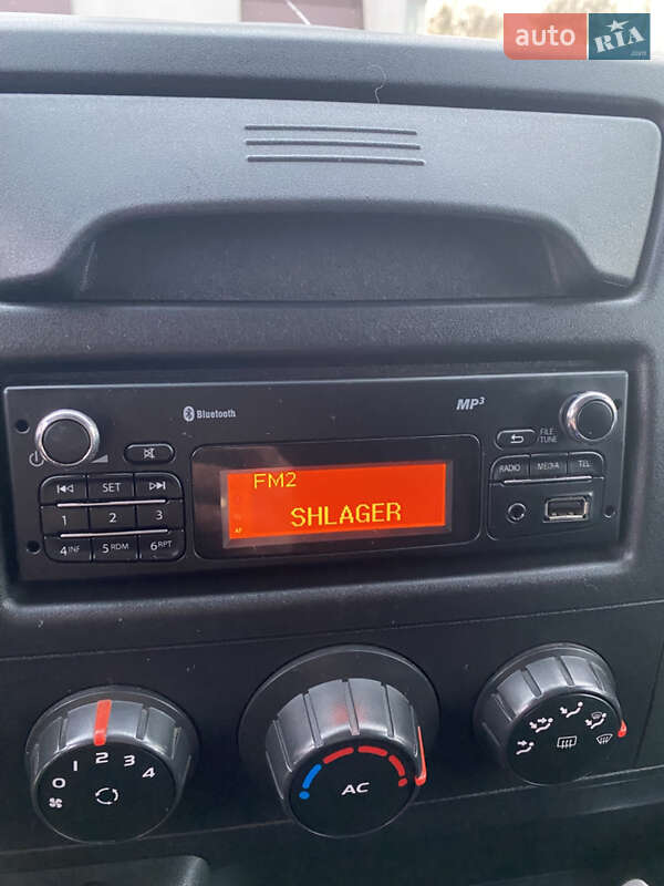 Грузовой фургон Renault Master 2016 в Славуте