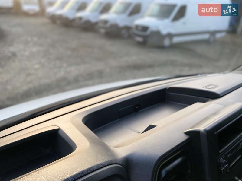 Тентованый Renault Master 2022 в Хусте